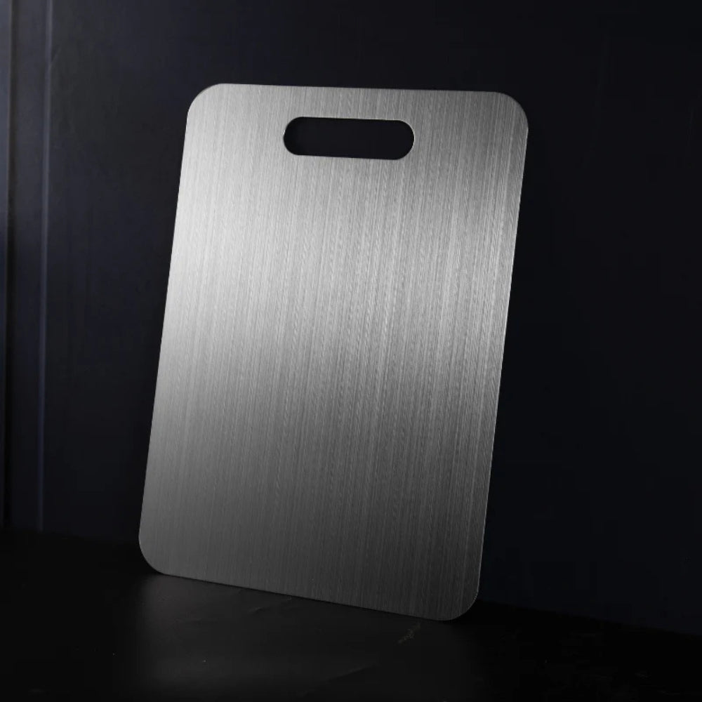 Titanavo™ - The Permanent Cutting Board
